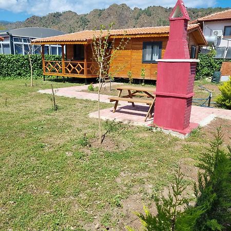 Ugur Pansiyon Bungalows Çıralı Eksteriør bilde