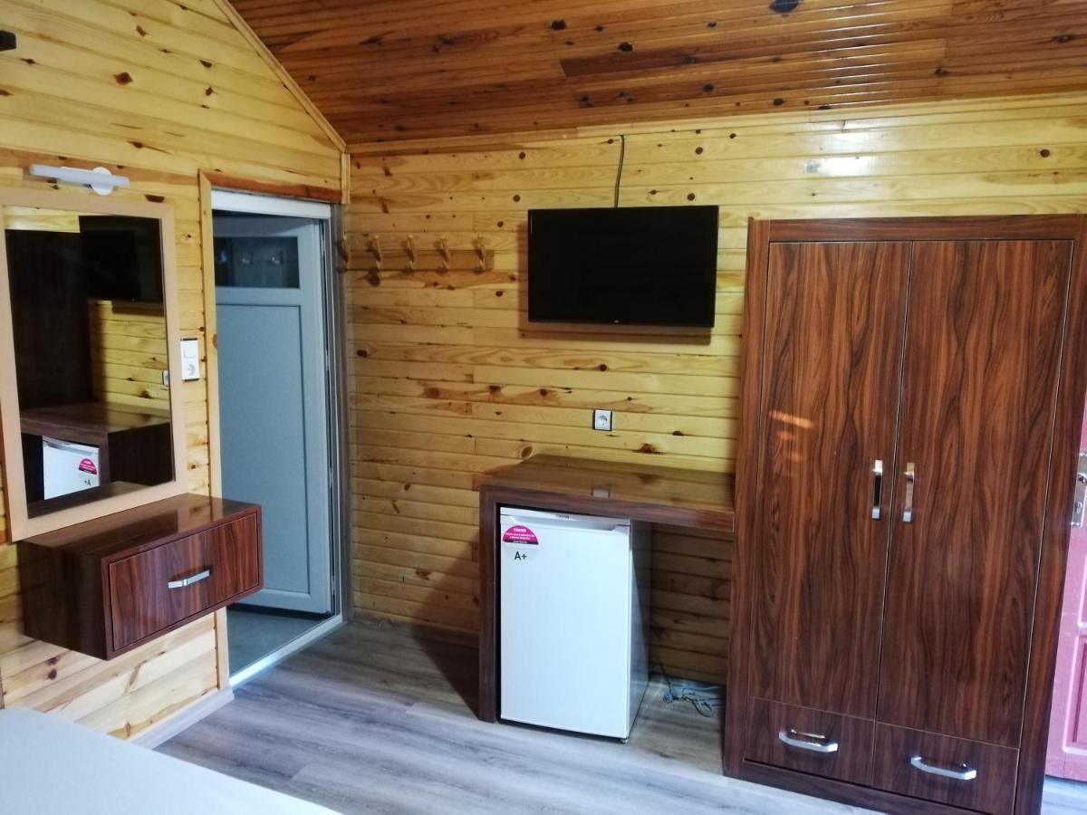 Ugur Pansiyon Bungalows Çıralı Eksteriør bilde