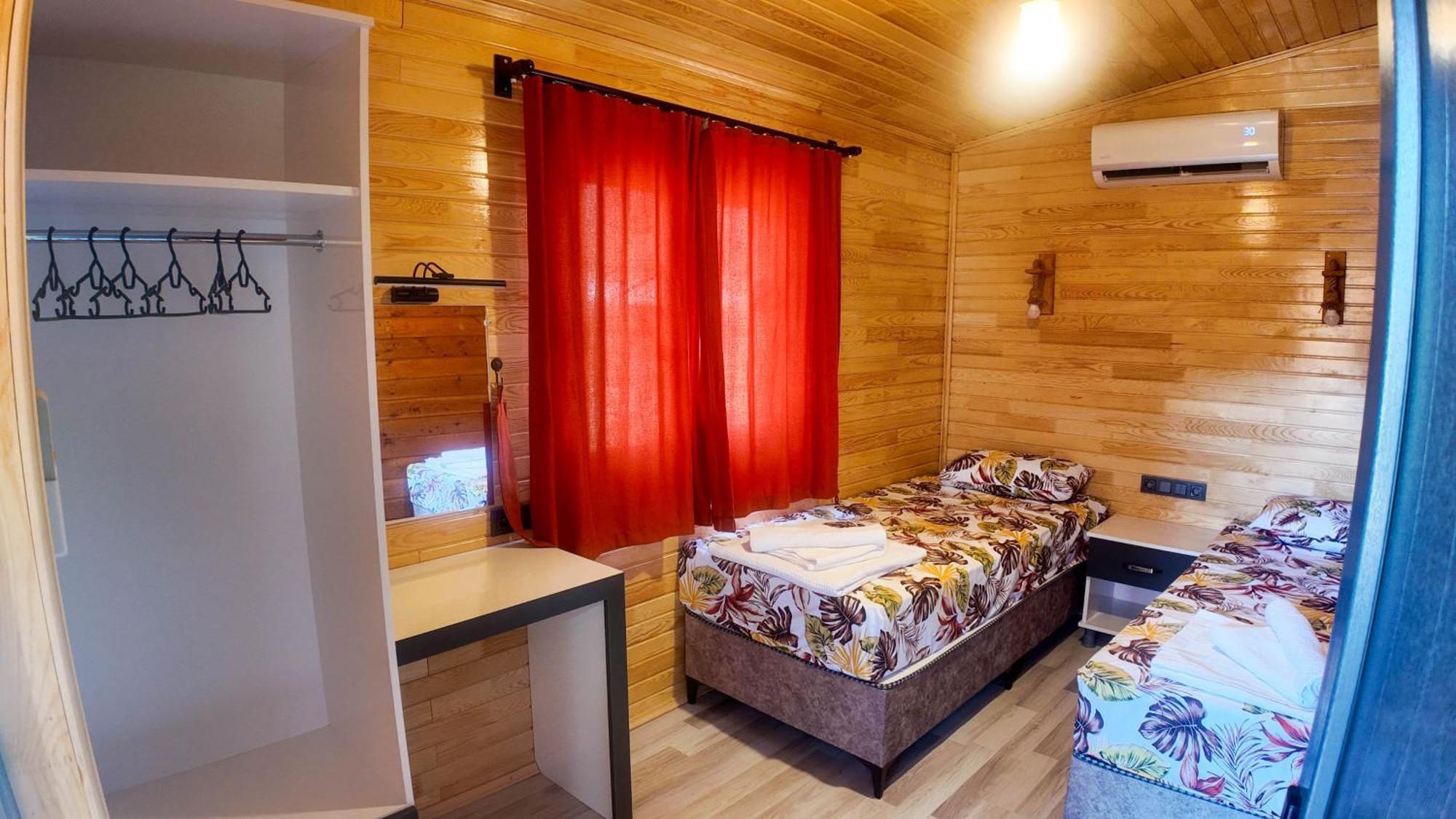 Ugur Pansiyon Bungalows Çıralı Eksteriør bilde