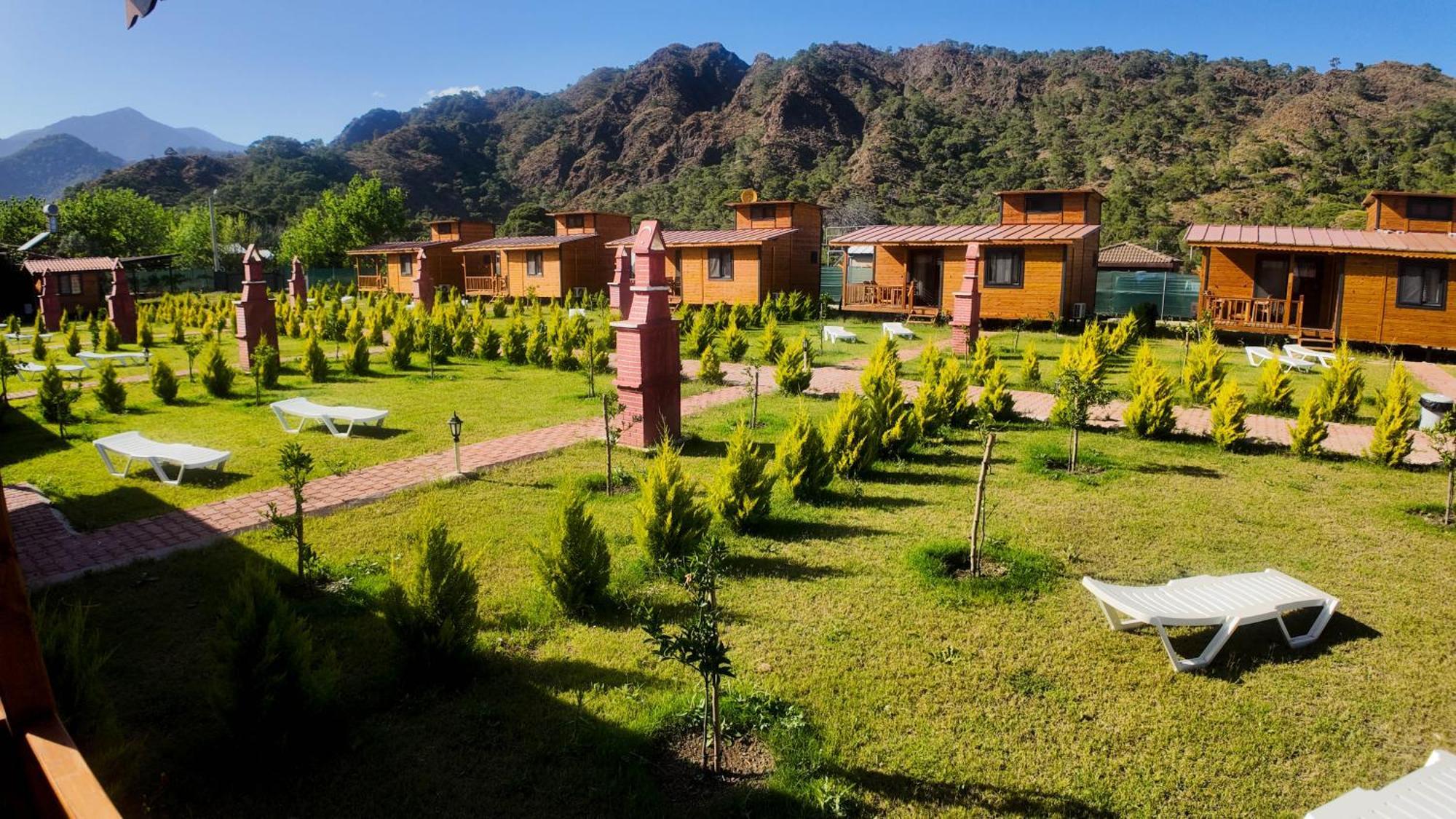Ugur Pansiyon Bungalows Çıralı Eksteriør bilde