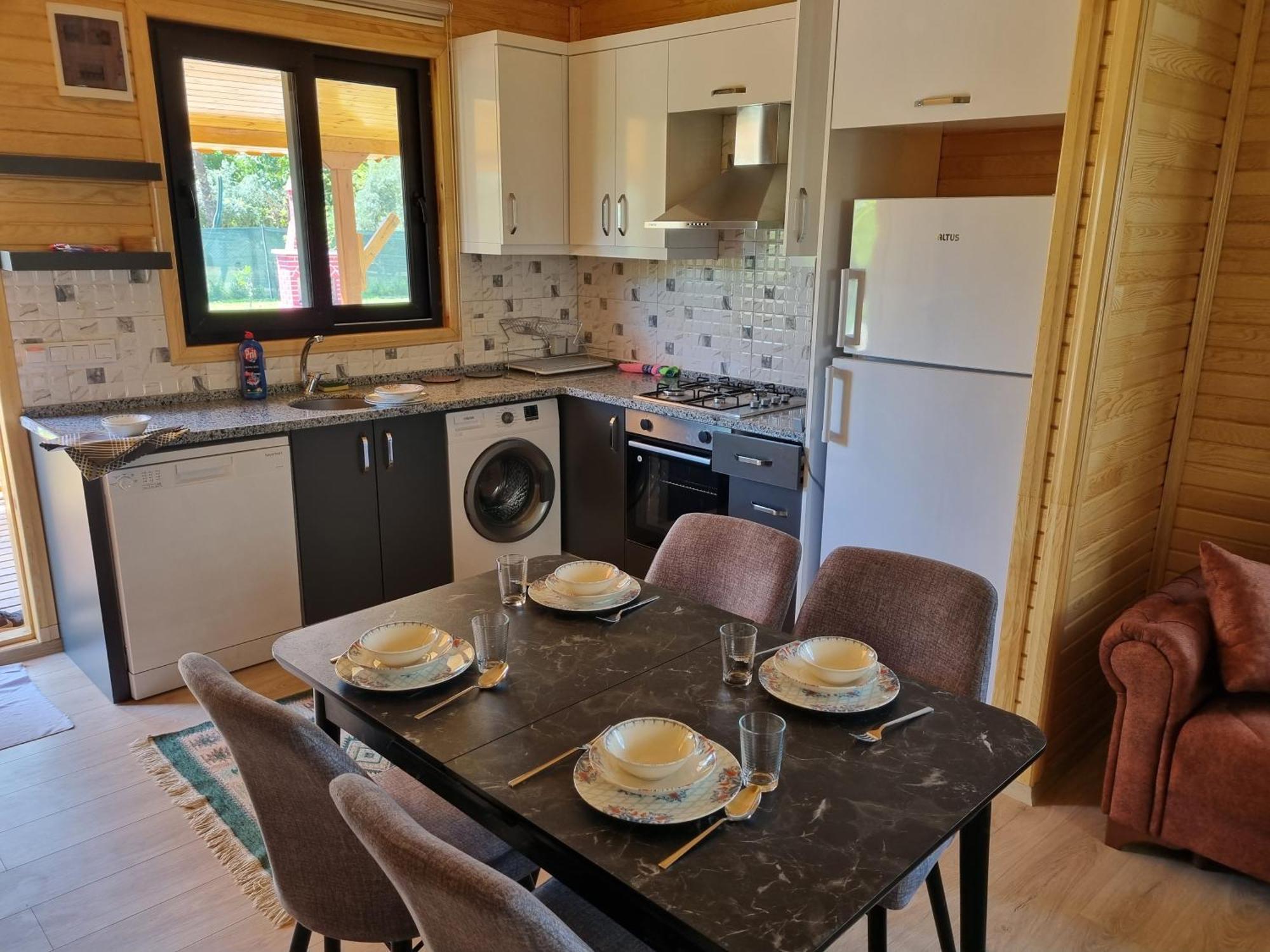 Ugur Pansiyon Bungalows Çıralı Eksteriør bilde