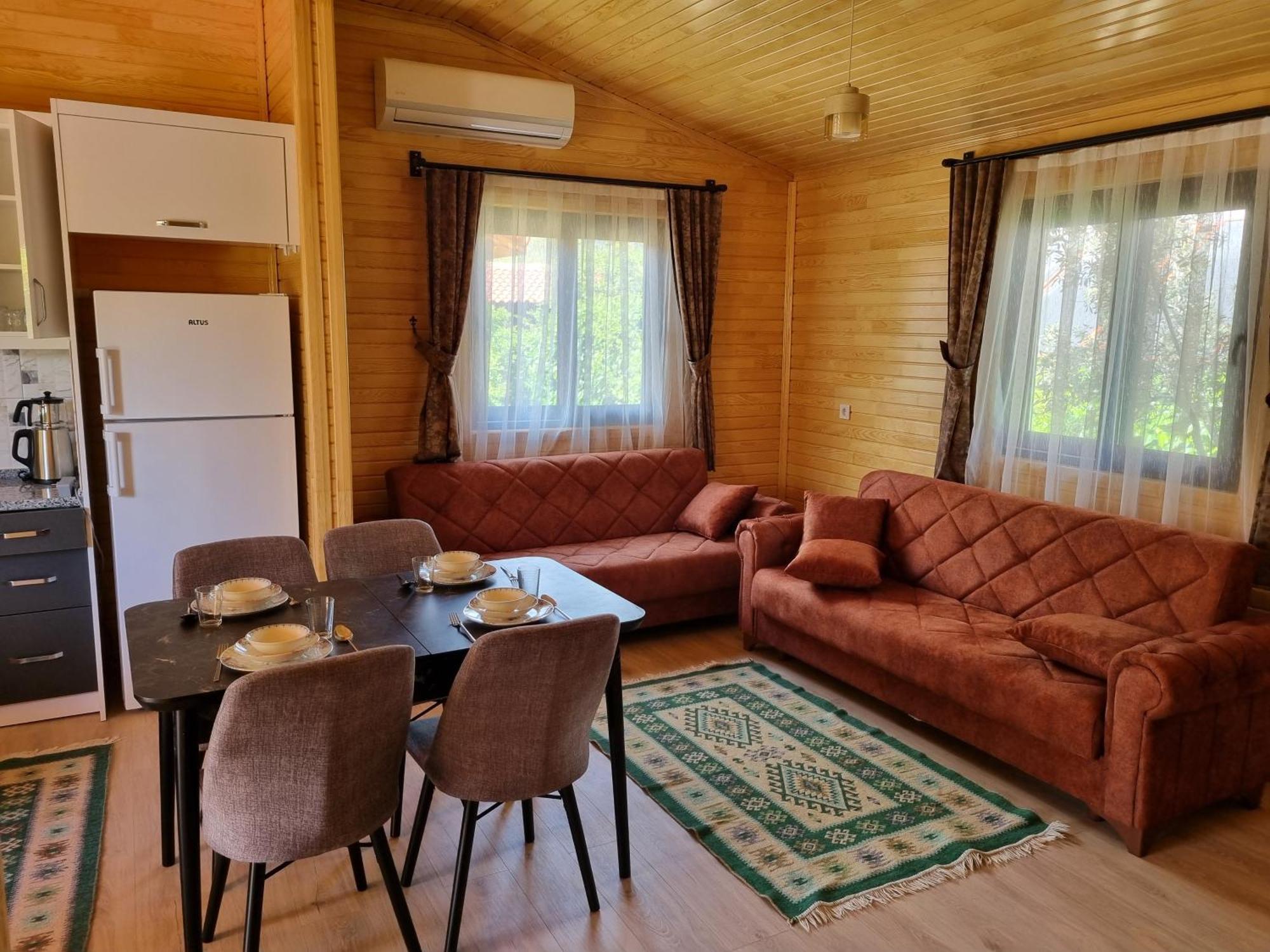 Ugur Pansiyon Bungalows Çıralı Eksteriør bilde